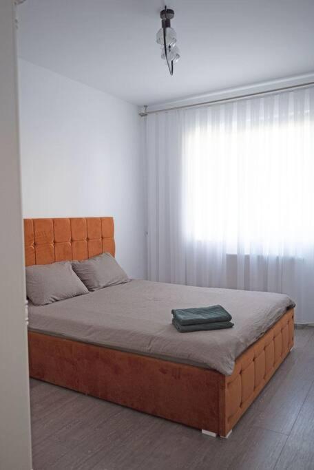 Eliza'S Apartment By Oasis Homes Oradea Exterior photo